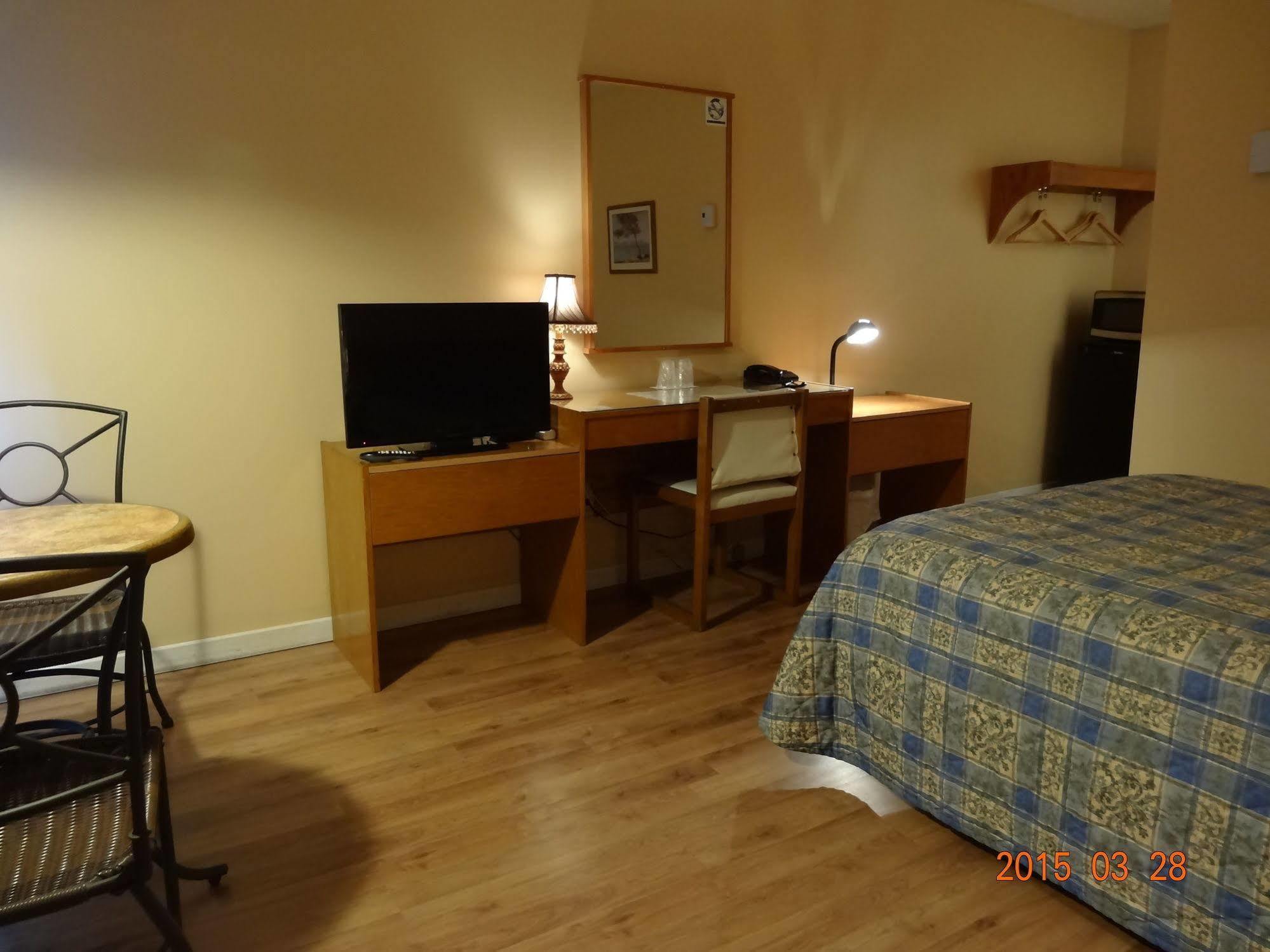 Motel Lyse Римуски Экстерьер фото