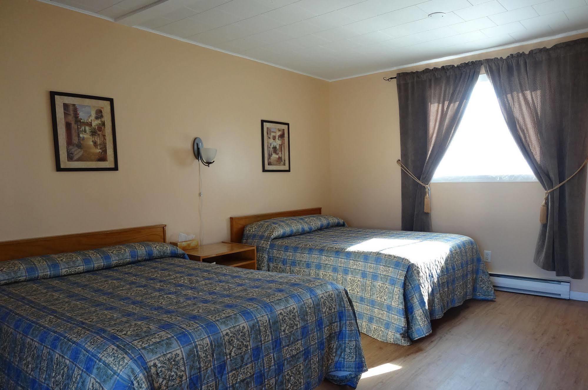 Motel Lyse Римуски Экстерьер фото